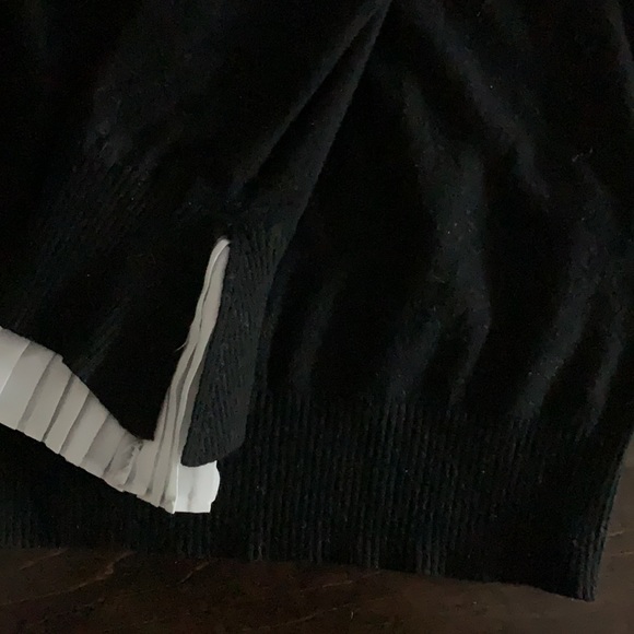 Cotten Sweater - Picture 2 of 3